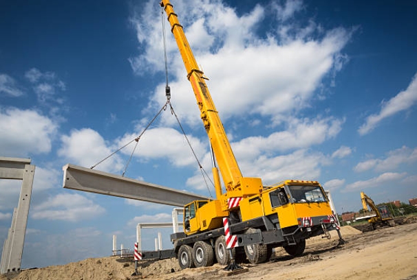 Multi-way valves for construction machinery and heavy-duty lifting
